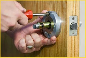 South CT Locksmith Store South, CT 860-381-0154